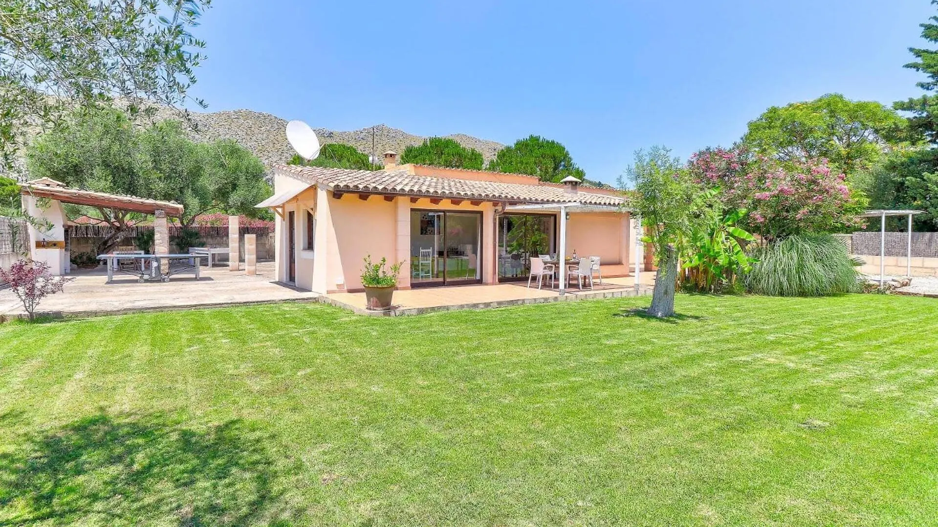 Villa Suau Petit by Villa Plus Port de Pollença 0*,  Spagna